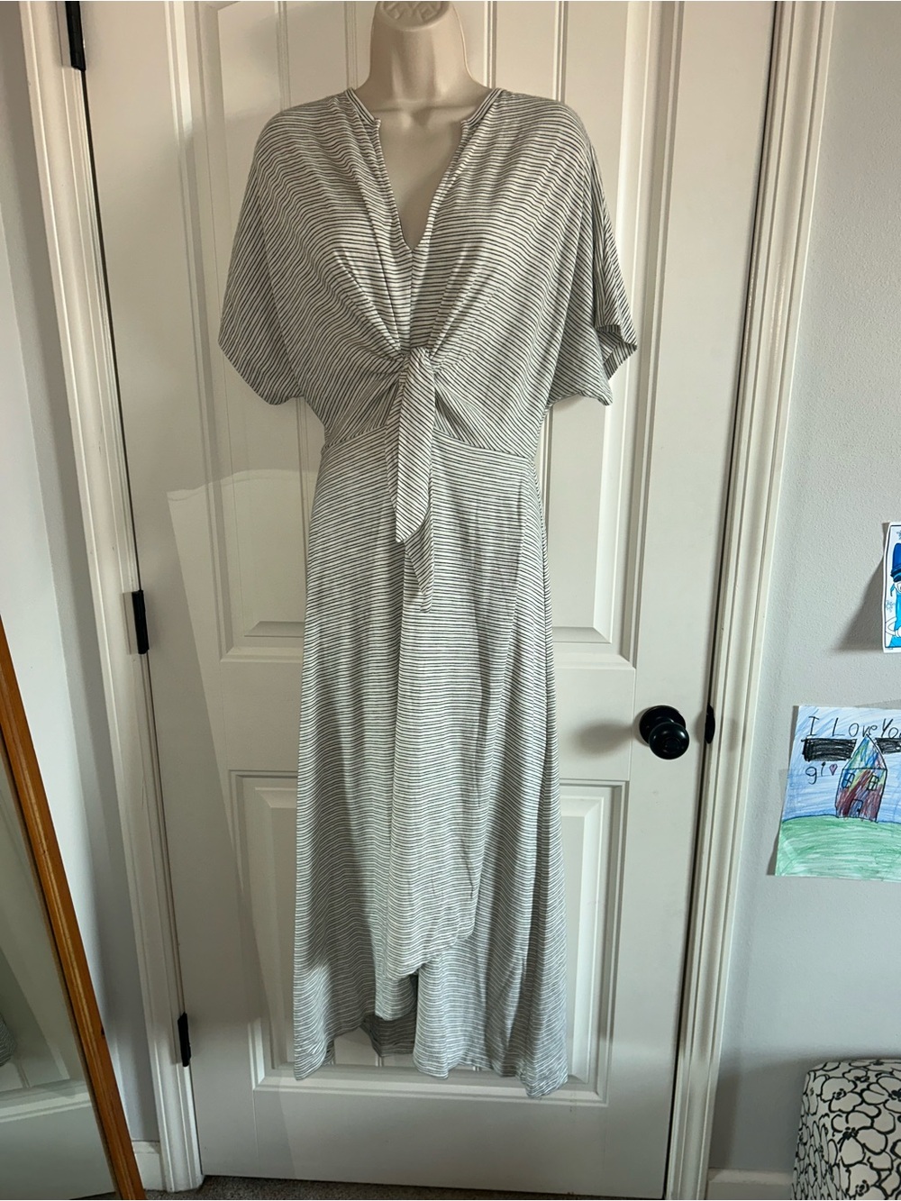 NEW Lush Striped Tie-Front Midi Dress in Light Gray and White Sz S